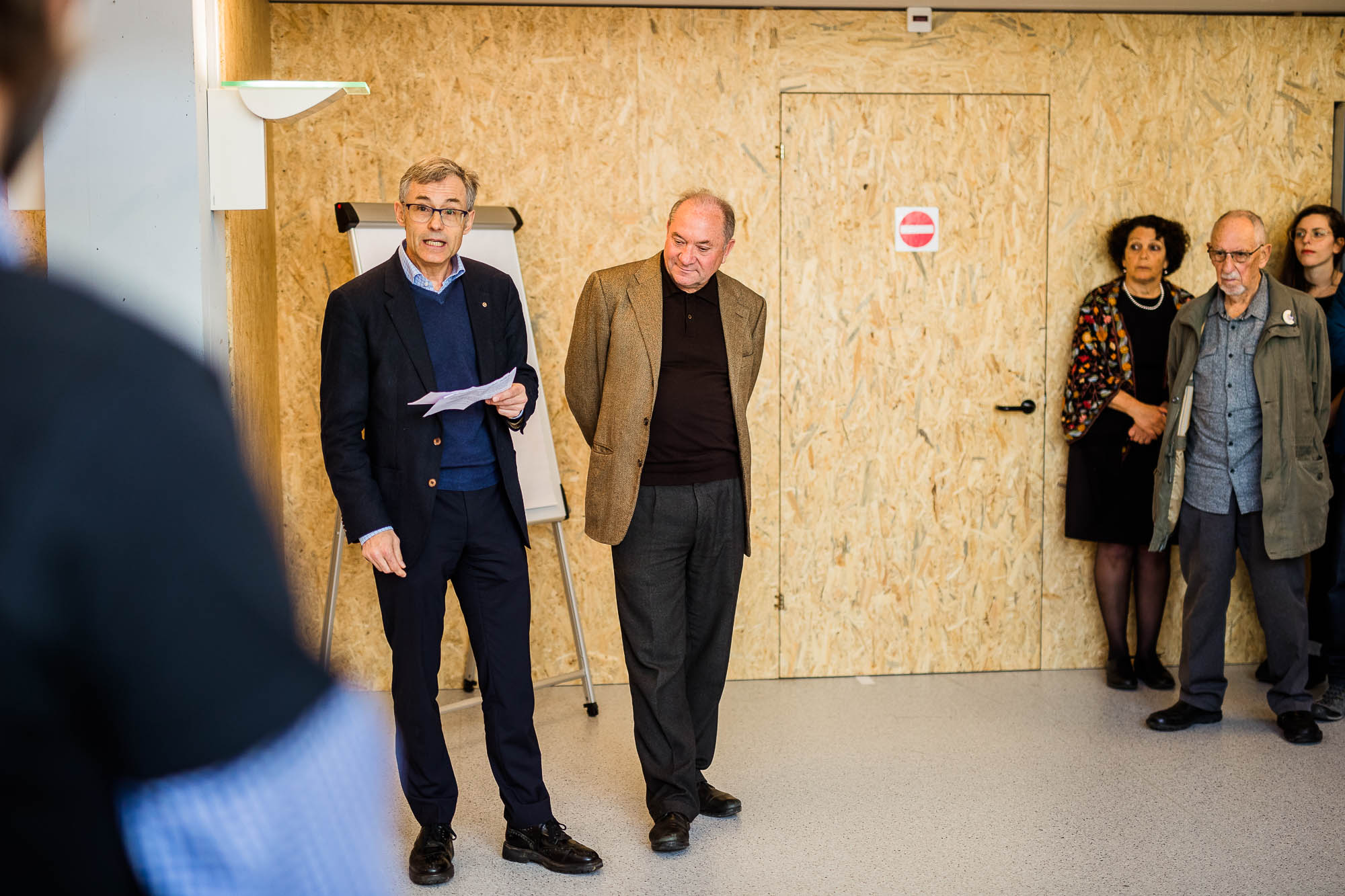 Export x3 1DX23082 Business 2020 Opening MOBI